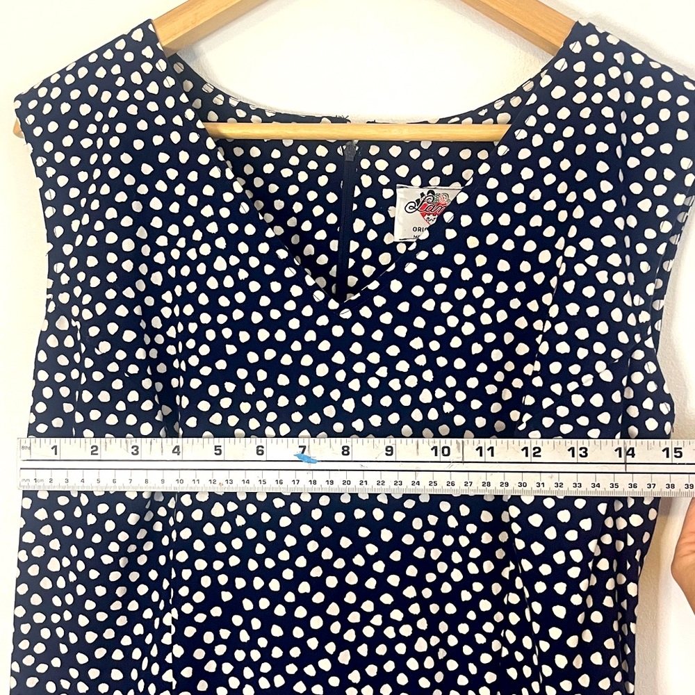 Lanz Vintage 1970s Elegant Navy Blue and White Polka Dot Dress - Picture 13 of 13